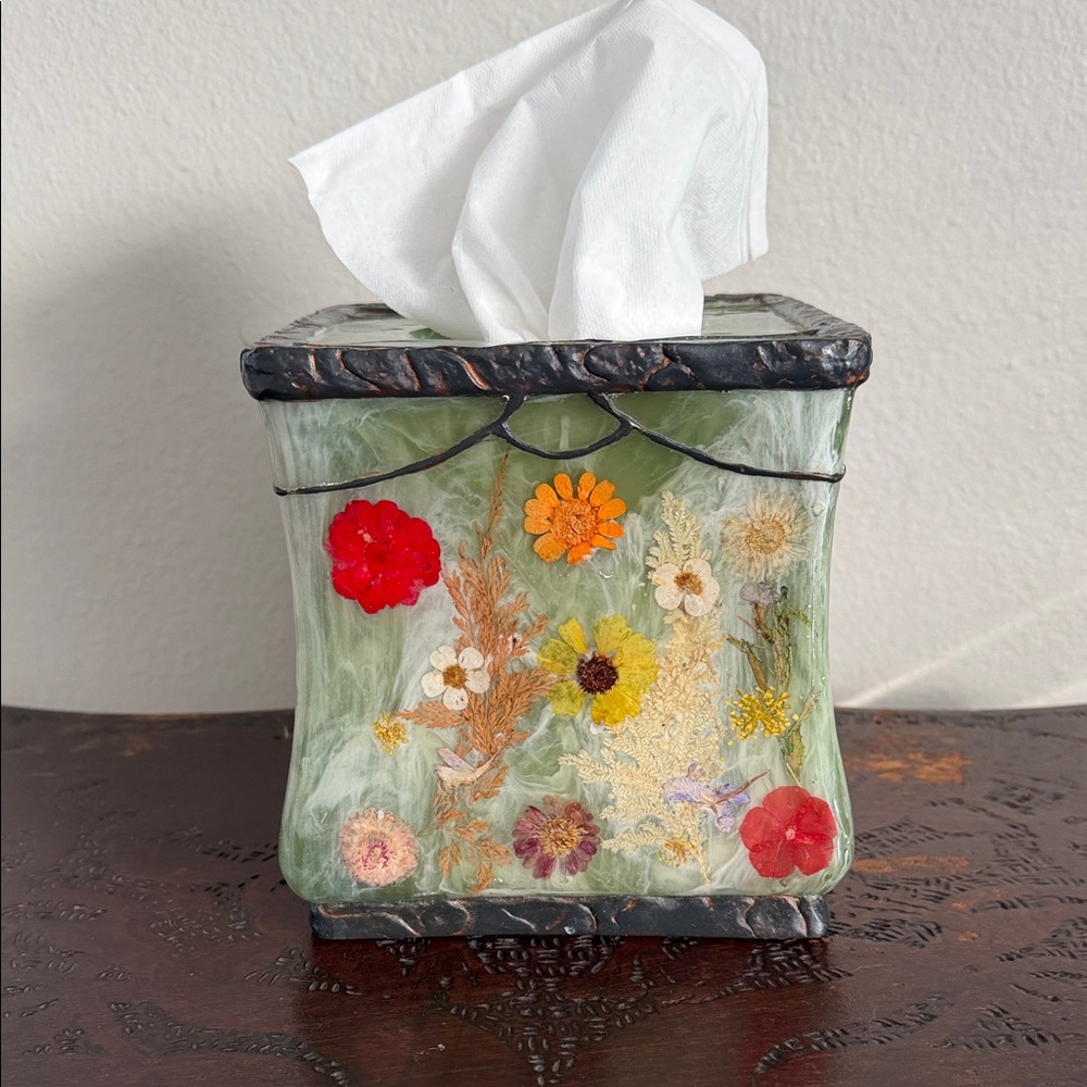 Floral Decorative Tissue Box Cover